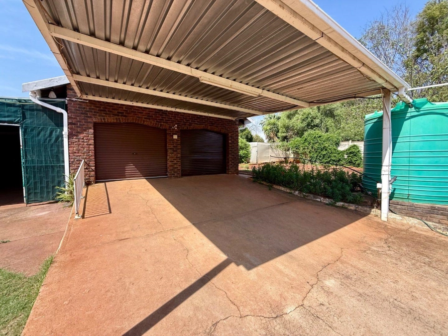 4 Bedroom Property for Sale in Vryheid KwaZulu-Natal
