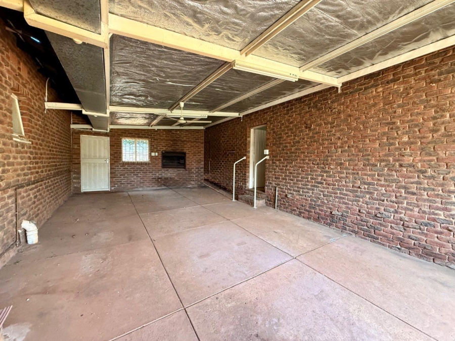 4 Bedroom Property for Sale in Vryheid KwaZulu-Natal