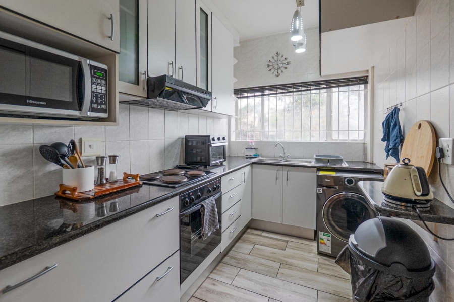 2 Bedroom Property for Sale in Amanzimtoti KwaZulu-Natal