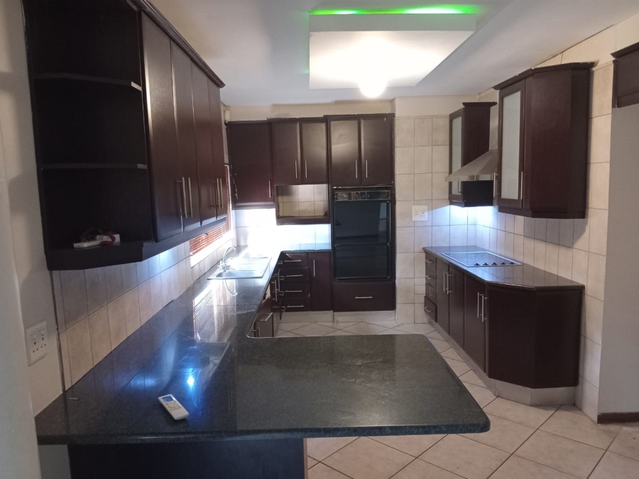 3 Bedroom Property for Sale in Nyala Park KwaZulu-Natal