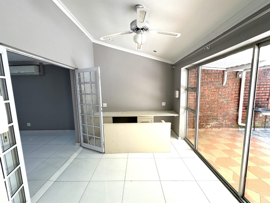 To Let 3 Bedroom Property for Rent in Umhlanga KwaZulu-Natal
