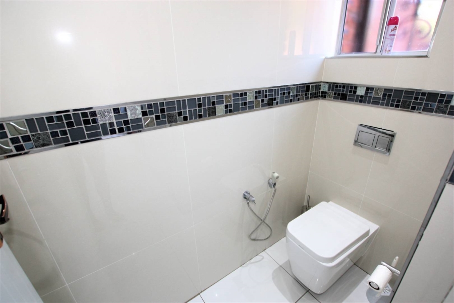 To Let 3 Bedroom Property for Rent in Umhlanga KwaZulu-Natal