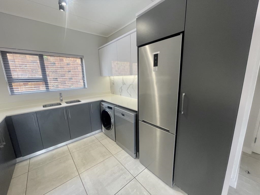 To Let 2 Bedroom Property for Rent in Izinga Ridge KwaZulu-Natal