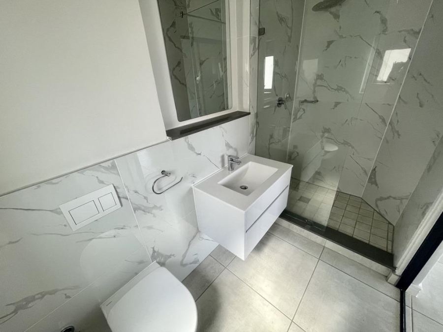 To Let 2 Bedroom Property for Rent in Izinga Ridge KwaZulu-Natal