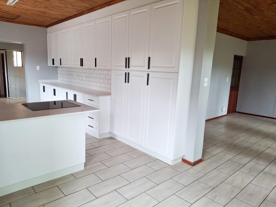 4 Bedroom Property for Sale in Greendale KwaZulu-Natal