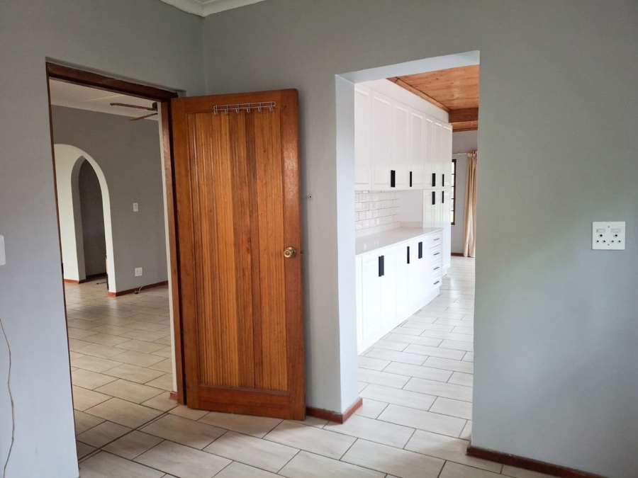 4 Bedroom Property for Sale in Greendale KwaZulu-Natal