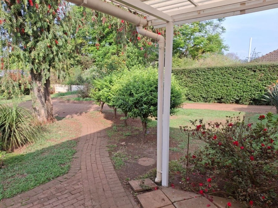 4 Bedroom Property for Sale in Greendale KwaZulu-Natal