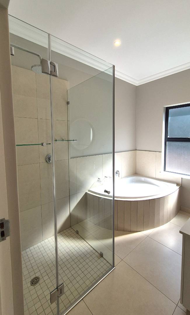 2 Bedroom Property for Sale in Howick North KwaZulu-Natal