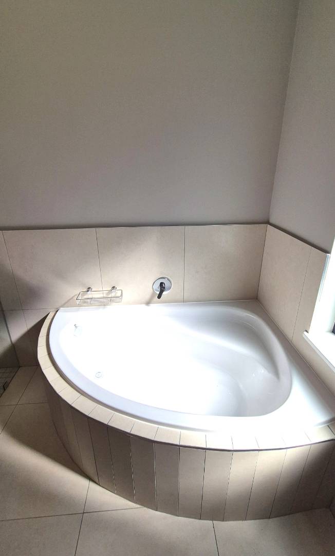 2 Bedroom Property for Sale in Howick North KwaZulu-Natal