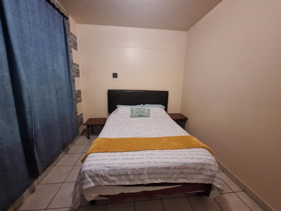 1 Bedroom Property for Sale in Amanzimtoti KwaZulu-Natal