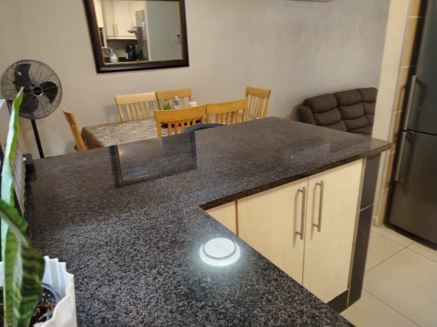 3 Bedroom Property for Sale in Escombe KwaZulu-Natal
