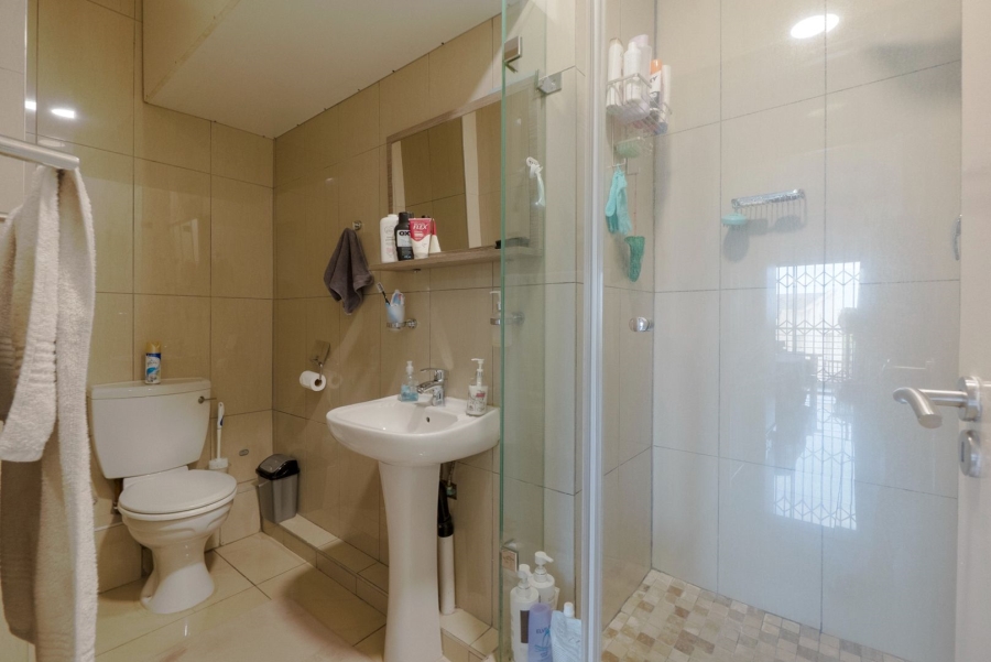 2 Bedroom Property for Sale in Amanzimtoti KwaZulu-Natal