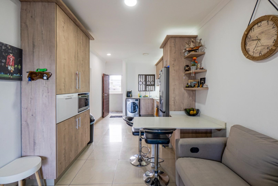 2 Bedroom Property for Sale in Amanzimtoti KwaZulu-Natal