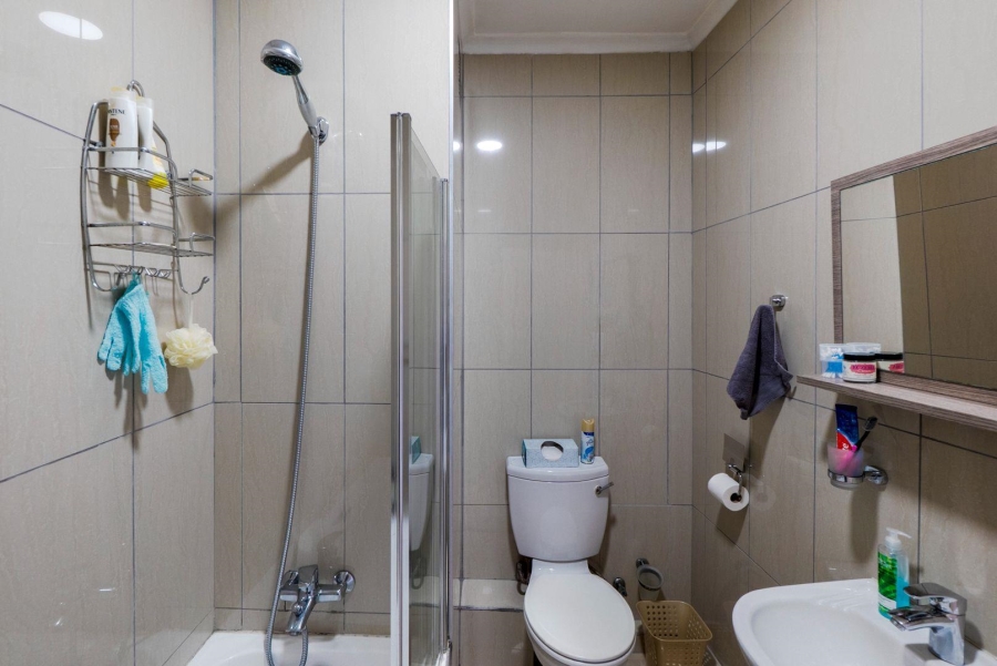 2 Bedroom Property for Sale in Amanzimtoti KwaZulu-Natal
