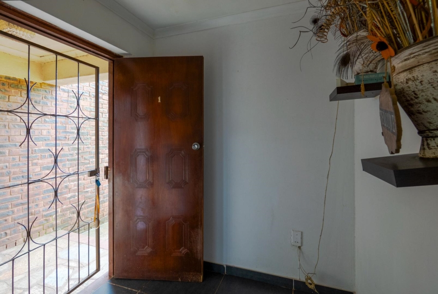 3 Bedroom Property for Sale in Amanzimtoti KwaZulu-Natal