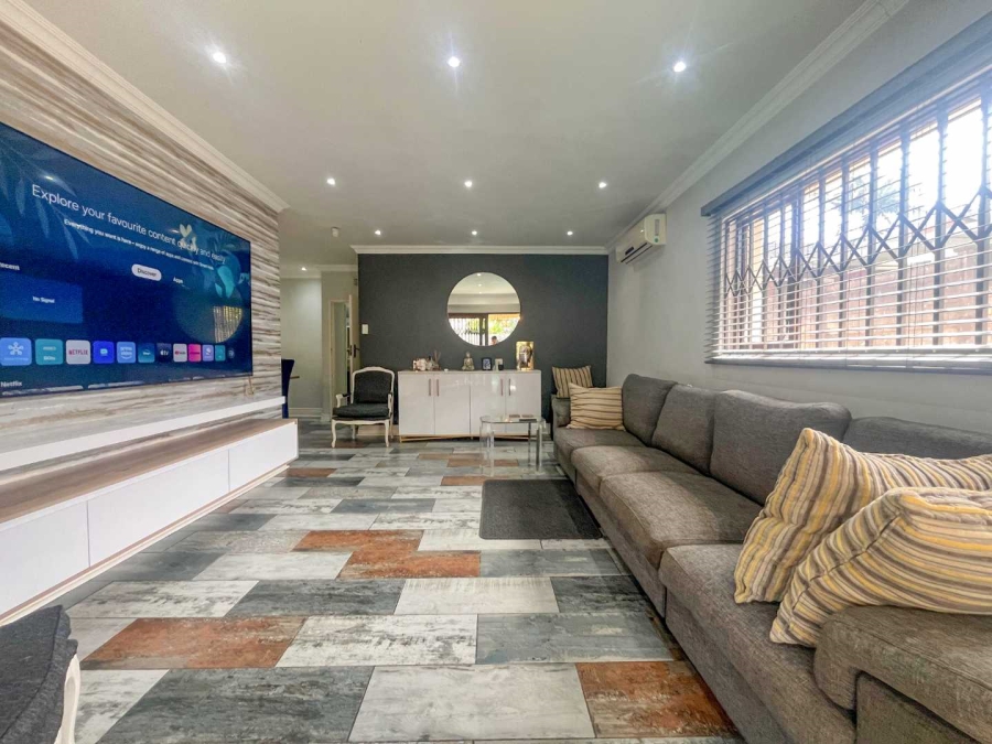 3 Bedroom Property for Sale in Glen Anil KwaZulu-Natal