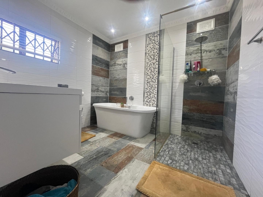 3 Bedroom Property for Sale in Glen Anil KwaZulu-Natal