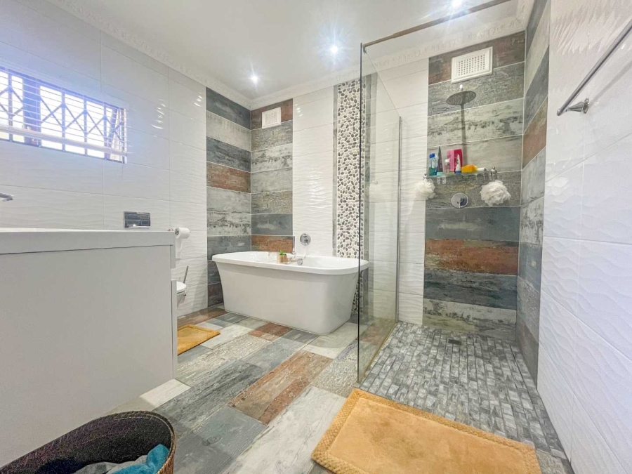 3 Bedroom Property for Sale in Glen Anil KwaZulu-Natal