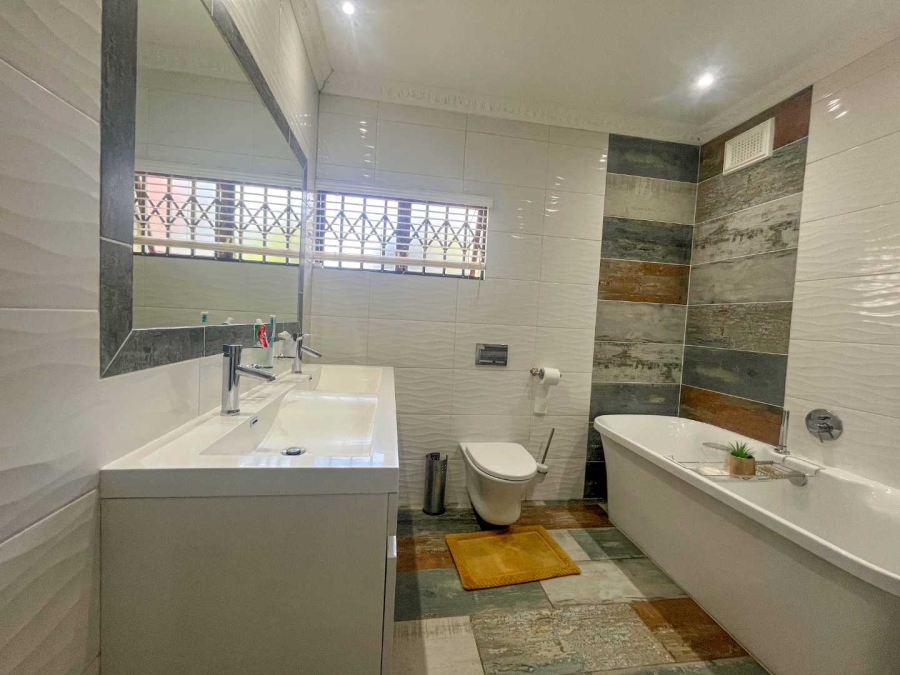 3 Bedroom Property for Sale in Glen Anil KwaZulu-Natal