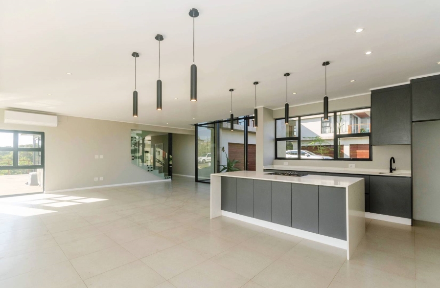 To Let 5 Bedroom Property for Rent in Palm Lakes Estate KwaZulu-Natal