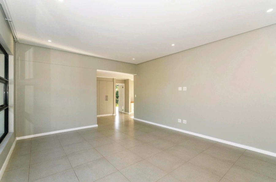 To Let 5 Bedroom Property for Rent in Palm Lakes Estate KwaZulu-Natal