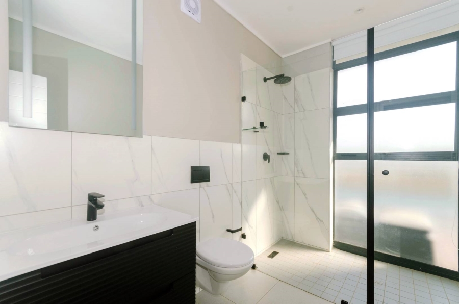 To Let 5 Bedroom Property for Rent in Palm Lakes Estate KwaZulu-Natal
