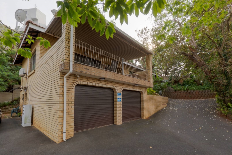 4 Bedroom Property for Sale in Amanzimtoti KwaZulu-Natal