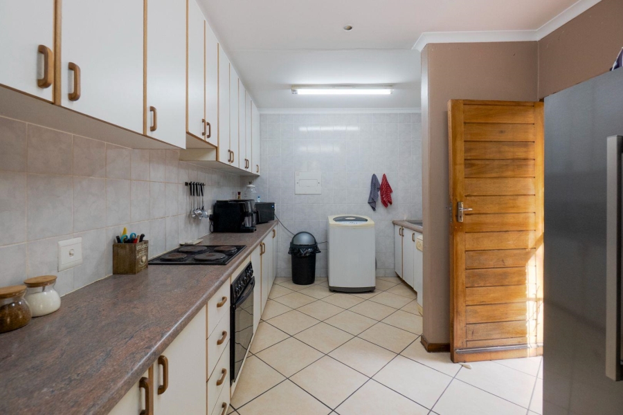 4 Bedroom Property for Sale in Amanzimtoti KwaZulu-Natal