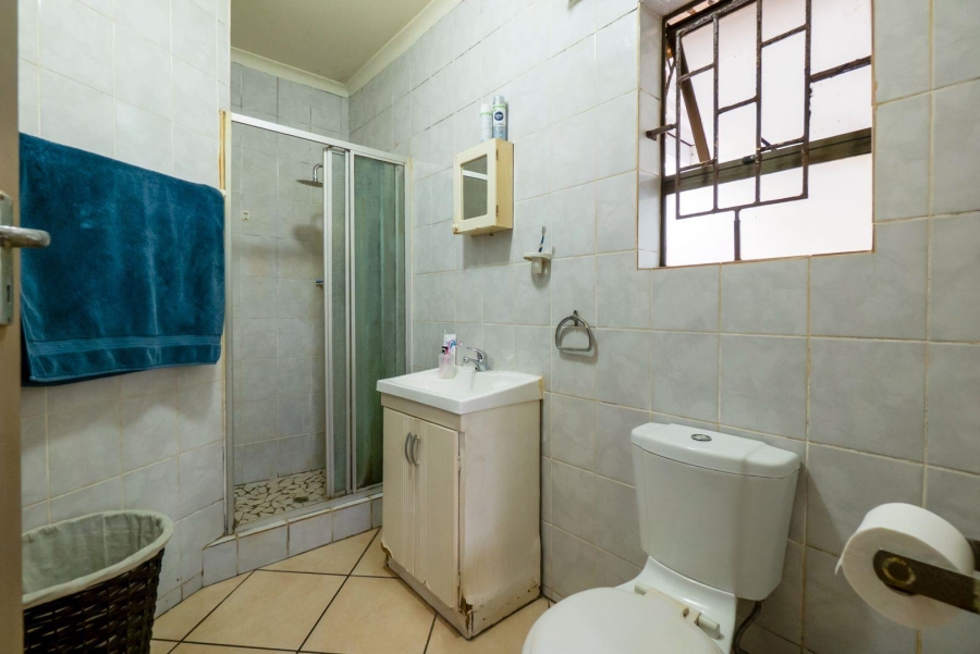 4 Bedroom Property for Sale in Amanzimtoti KwaZulu-Natal