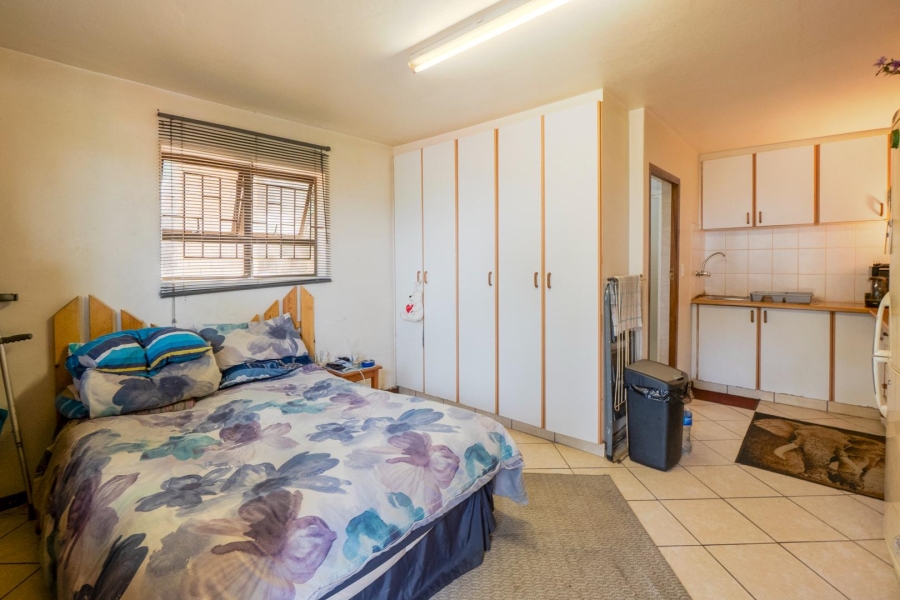 4 Bedroom Property for Sale in Amanzimtoti KwaZulu-Natal