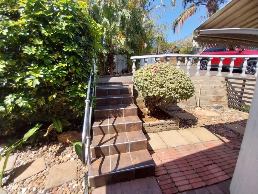 To Let 3 Bedroom Property for Rent in Sunningdale KwaZulu-Natal