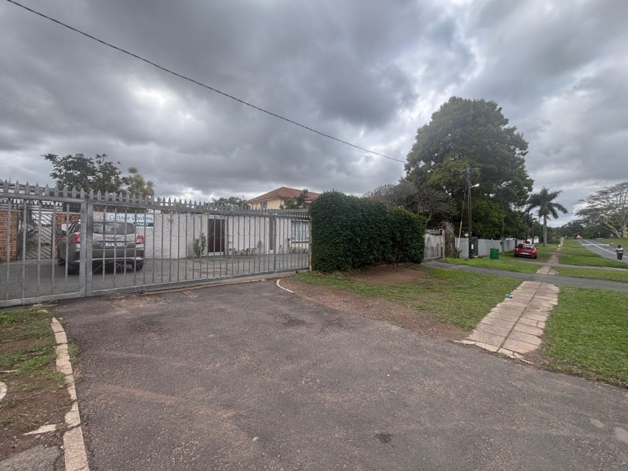 1 Bedroom Property for Sale in Pinetown KwaZulu-Natal