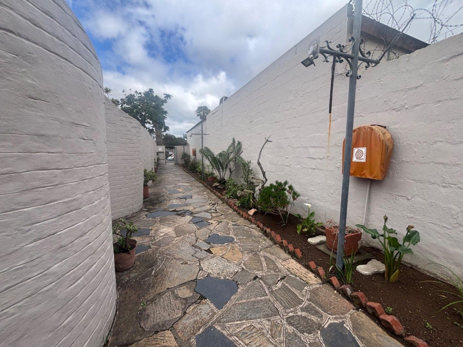 1 Bedroom Property for Sale in Pinetown KwaZulu-Natal