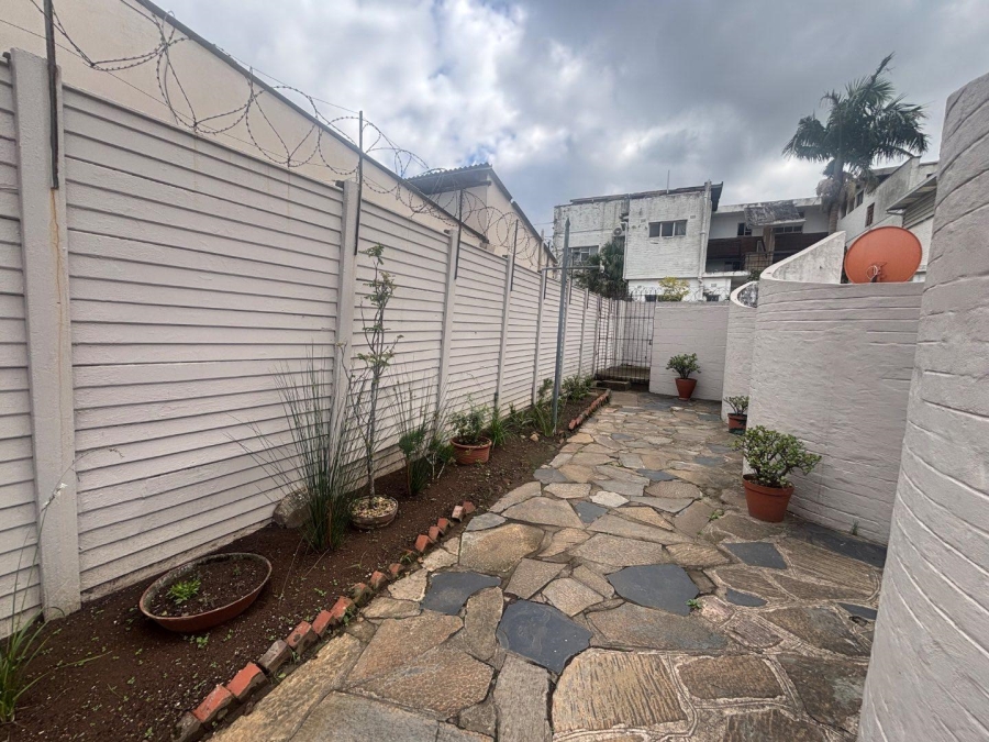 1 Bedroom Property for Sale in Pinetown KwaZulu-Natal