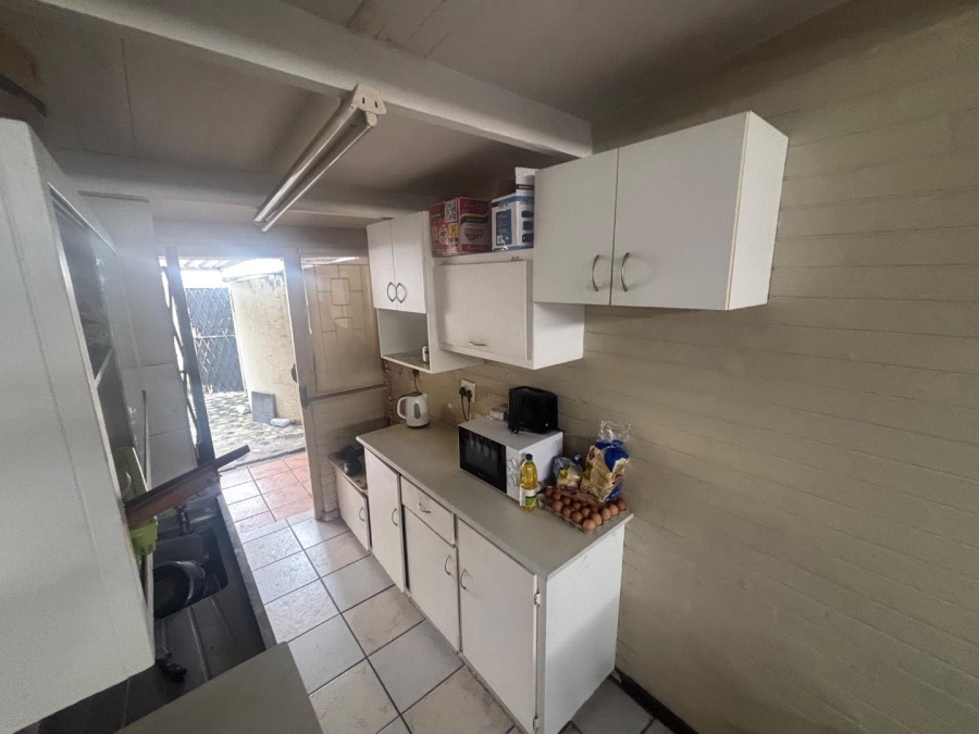 1 Bedroom Property for Sale in Pinetown KwaZulu-Natal