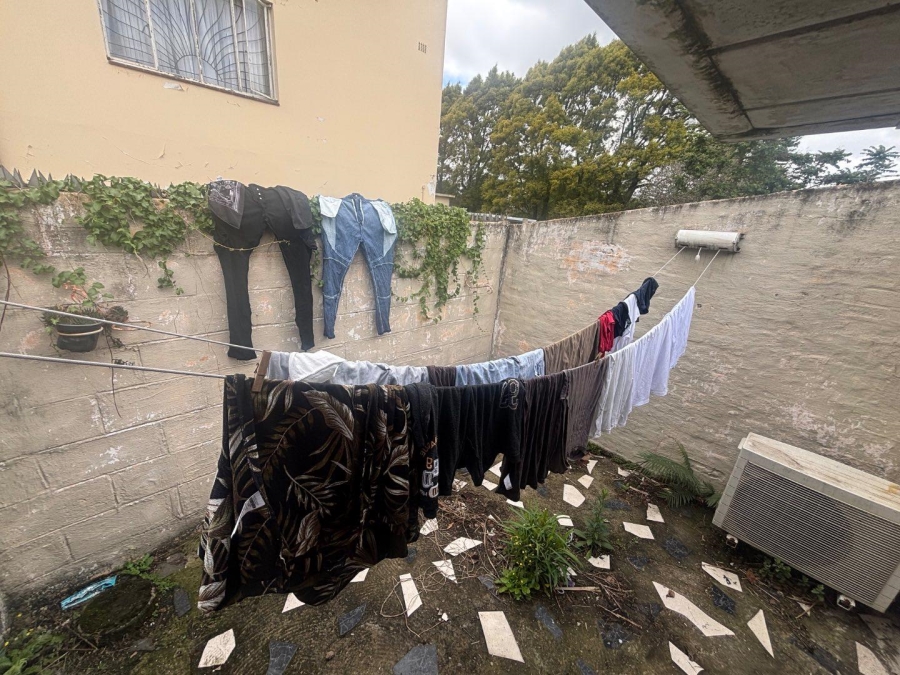1 Bedroom Property for Sale in Pinetown KwaZulu-Natal