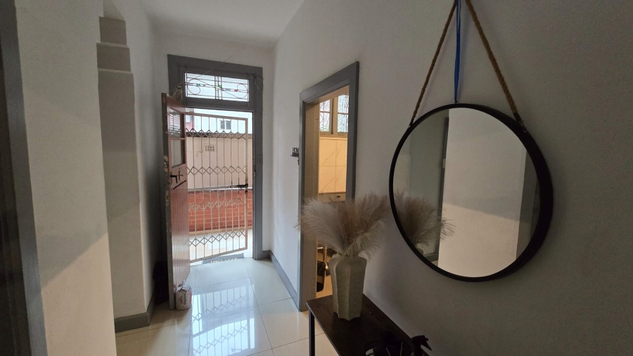 2 Bedroom Property for Sale in Durban Central KwaZulu-Natal