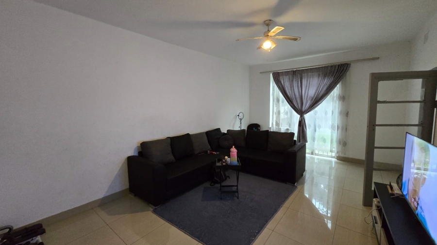 2 Bedroom Property for Sale in Durban Central KwaZulu-Natal