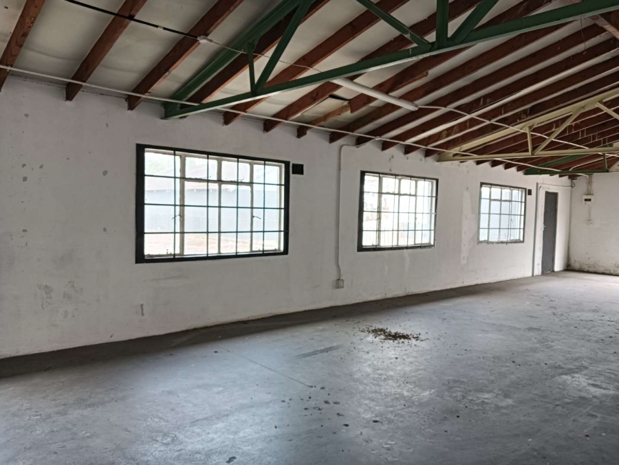 To Let commercial Property for Rent in Queensburgh KwaZulu-Natal