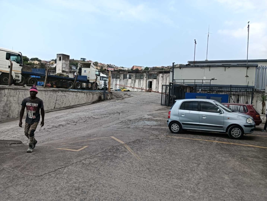 To Let commercial Property for Rent in Queensburgh KwaZulu-Natal