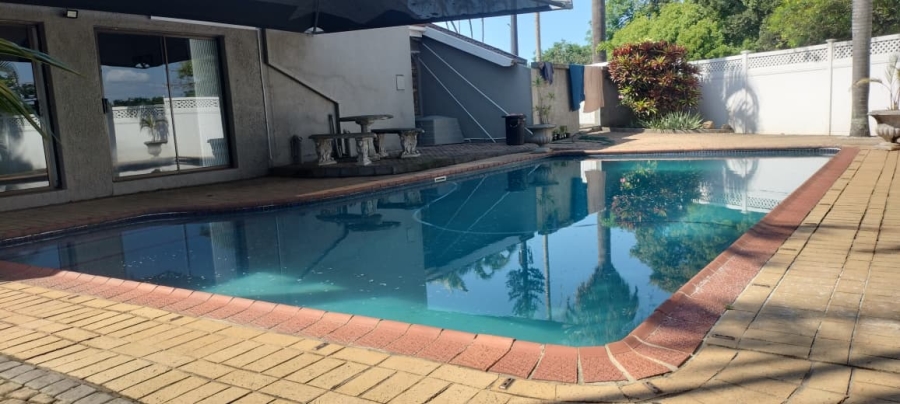5 Bedroom Property for Sale in Meer En See KwaZulu-Natal