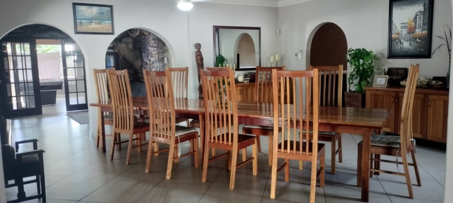 5 Bedroom Property for Sale in Meer En See KwaZulu-Natal