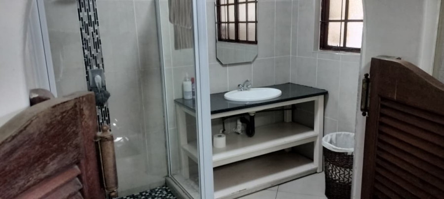 5 Bedroom Property for Sale in Meer En See KwaZulu-Natal