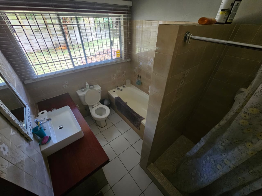 4 Bedroom Property for Sale in Meer En See KwaZulu-Natal