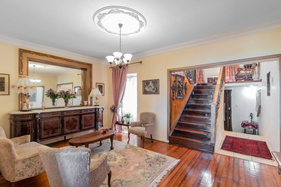 5 Bedroom Property for Sale in Amanzimtoti KwaZulu-Natal
