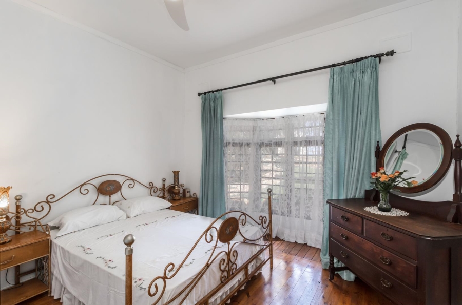 5 Bedroom Property for Sale in Amanzimtoti KwaZulu-Natal