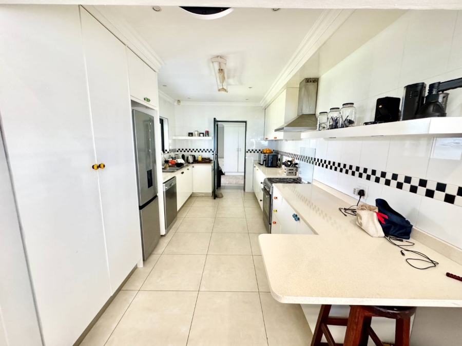 To Let 4 Bedroom Property for Rent in Umhlanga KwaZulu-Natal