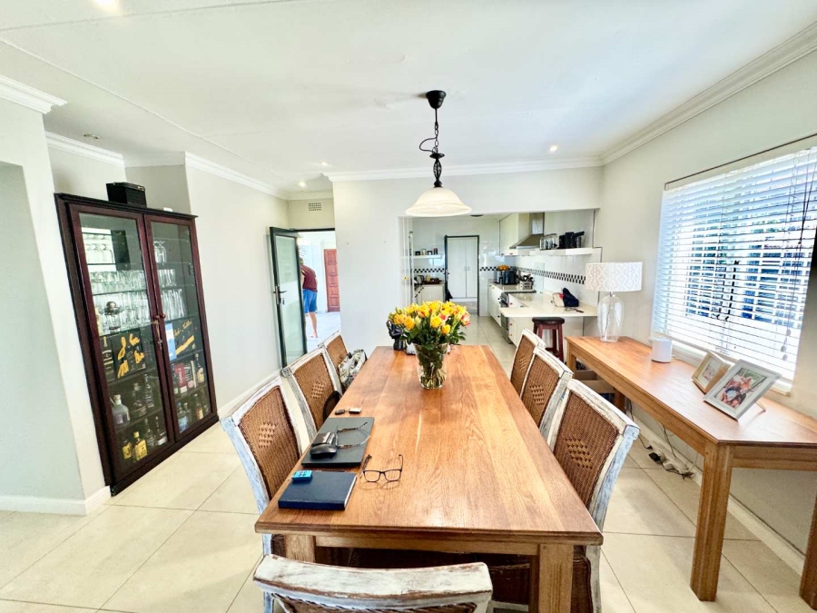 To Let 4 Bedroom Property for Rent in Umhlanga KwaZulu-Natal