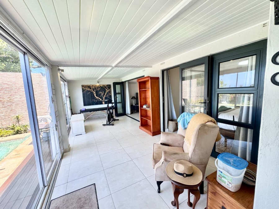 To Let 4 Bedroom Property for Rent in Umhlanga KwaZulu-Natal