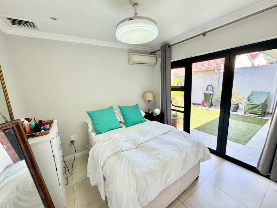 To Let 4 Bedroom Property for Rent in Umhlanga KwaZulu-Natal